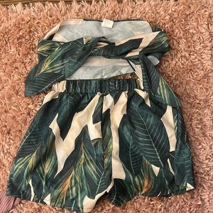 2 piece set. Shorts & Tube Top